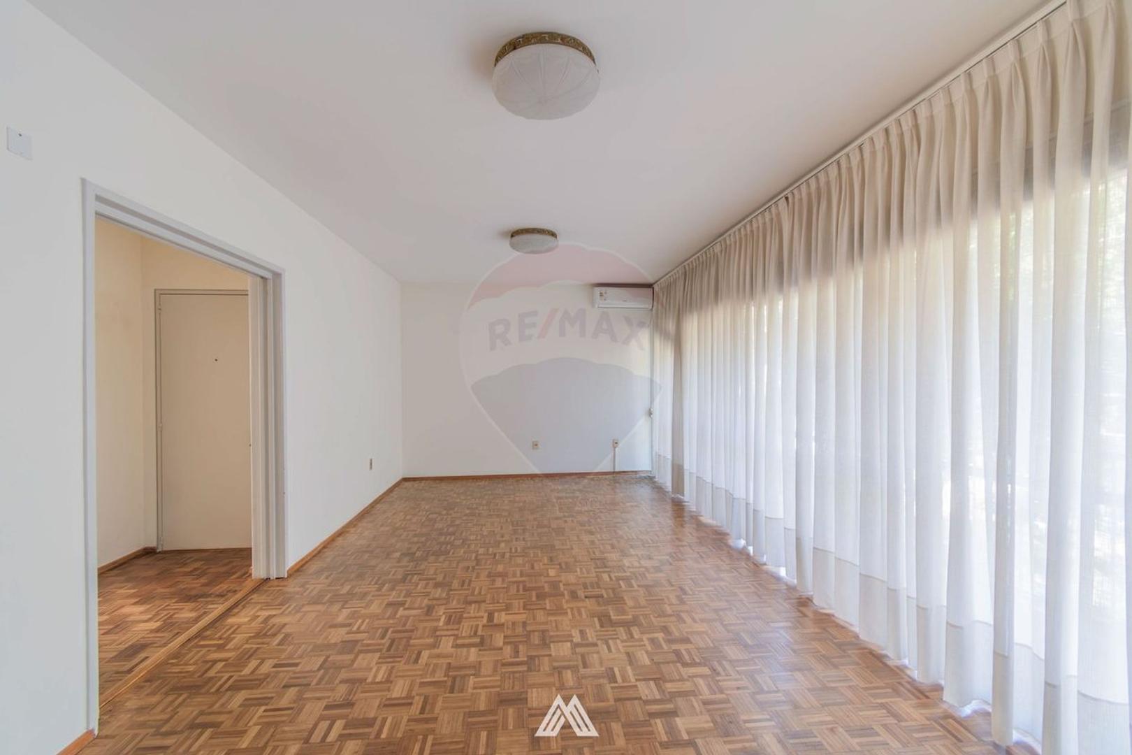 ALQUILER APARTAMENTO 3 DORMITORIOS GARAGE SERVICIO