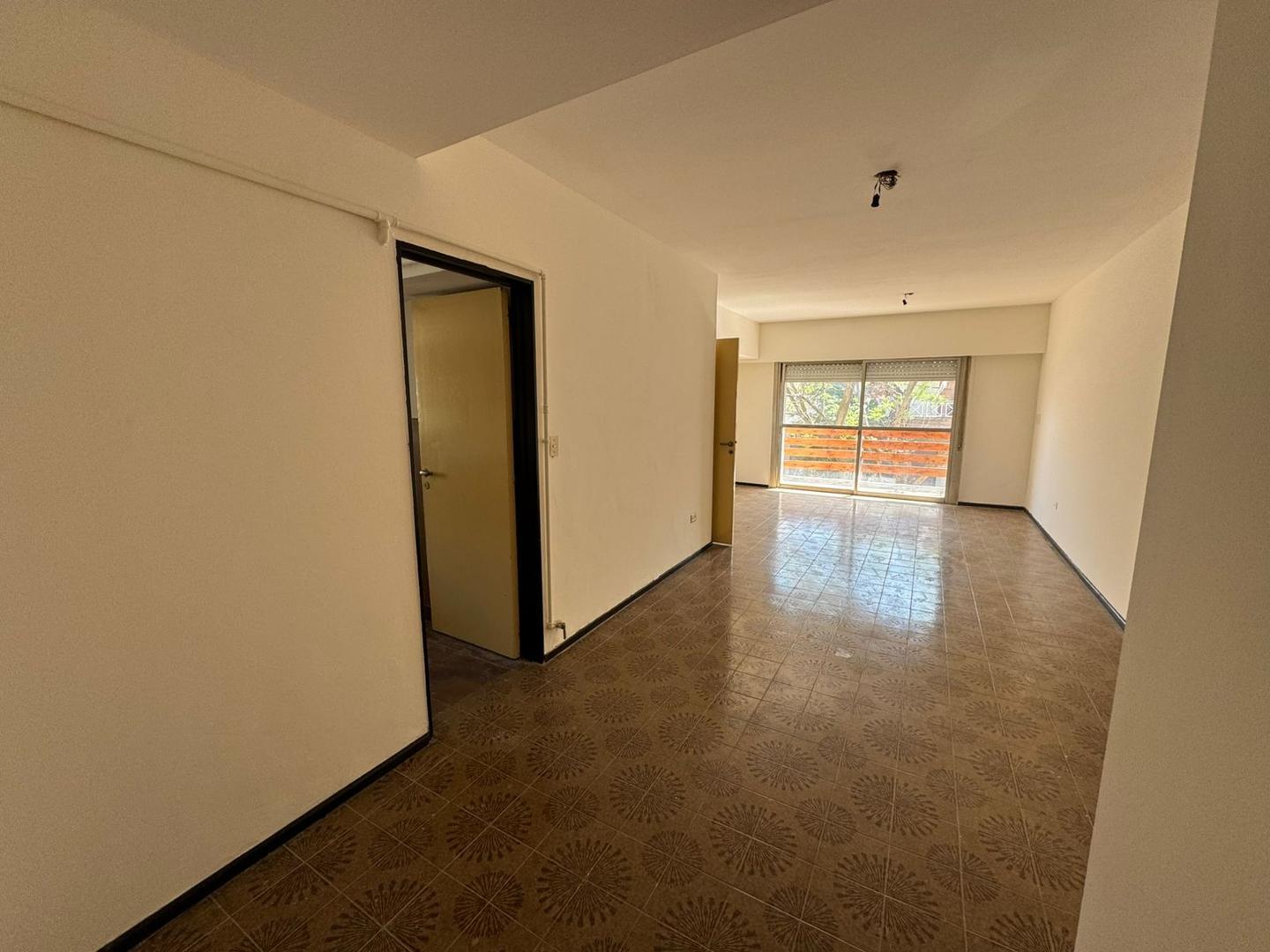 Ameghino 520 , Piso 1