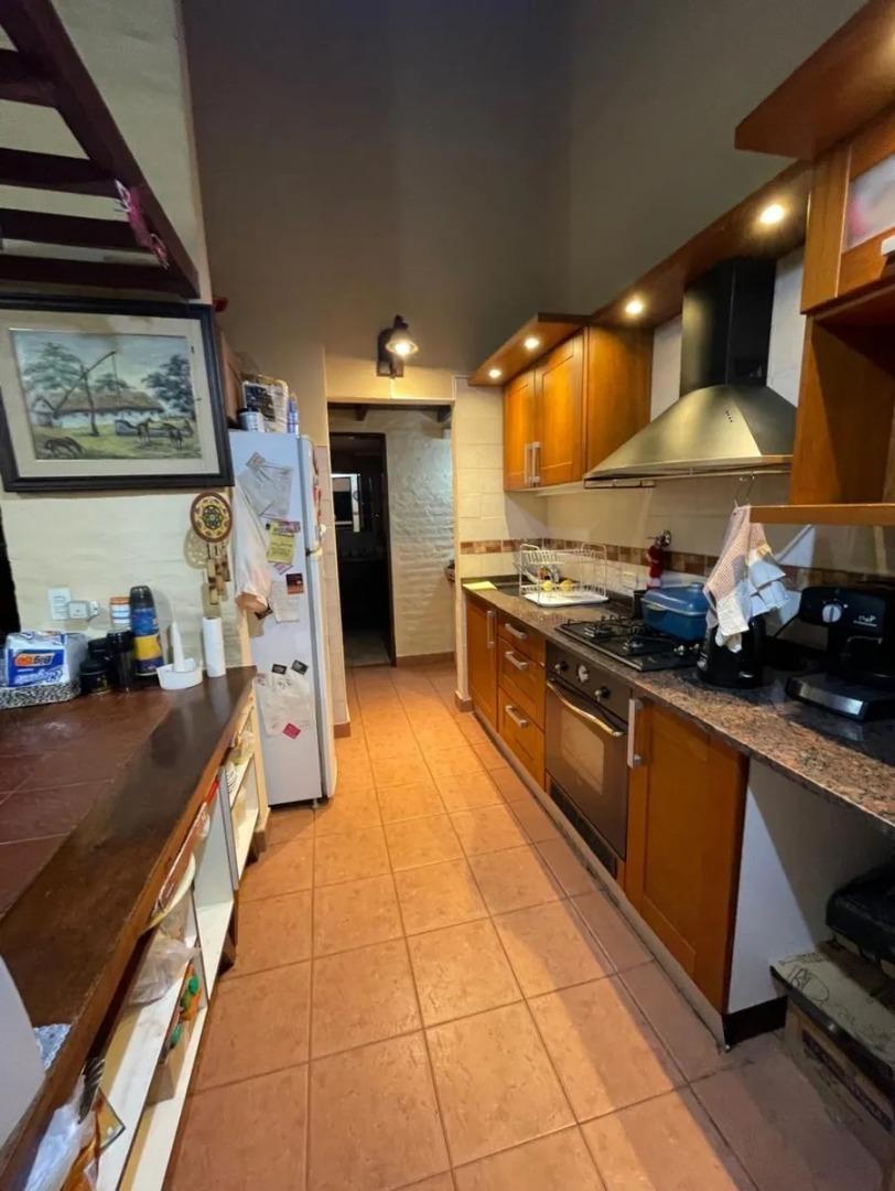 CASA VENTA "COUNTRY LAS LAJAS" GRAL. RODRIGUEZ