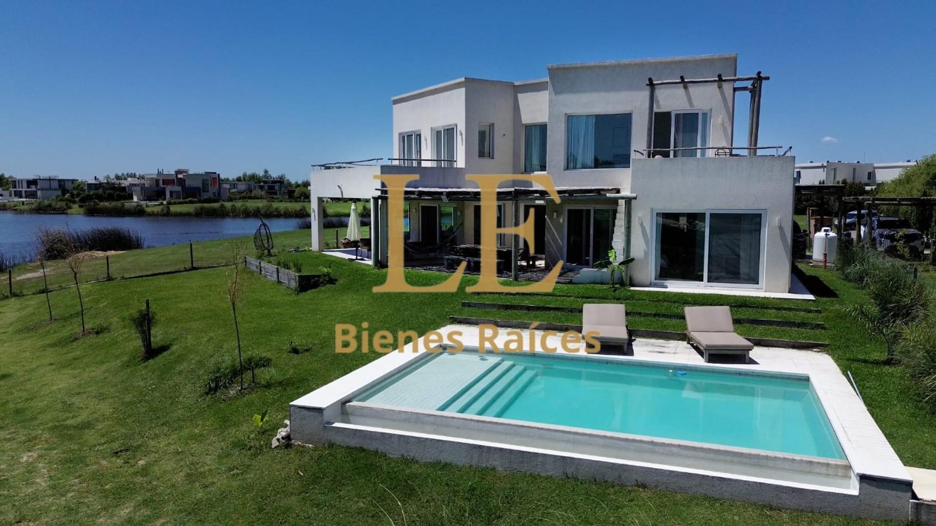 Casa en Venta de 4 dormitorios