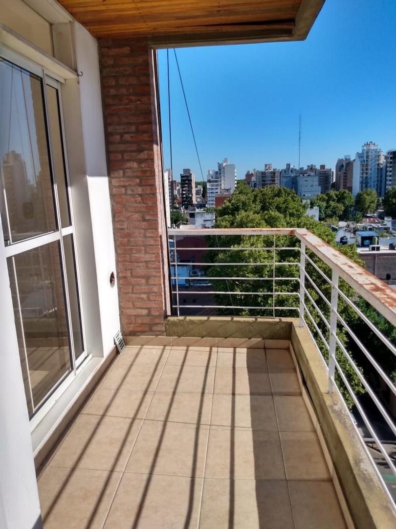 VENTA DEPARTAMENTO DE 1 DORMITORIO EN SUIPACHA AL 800