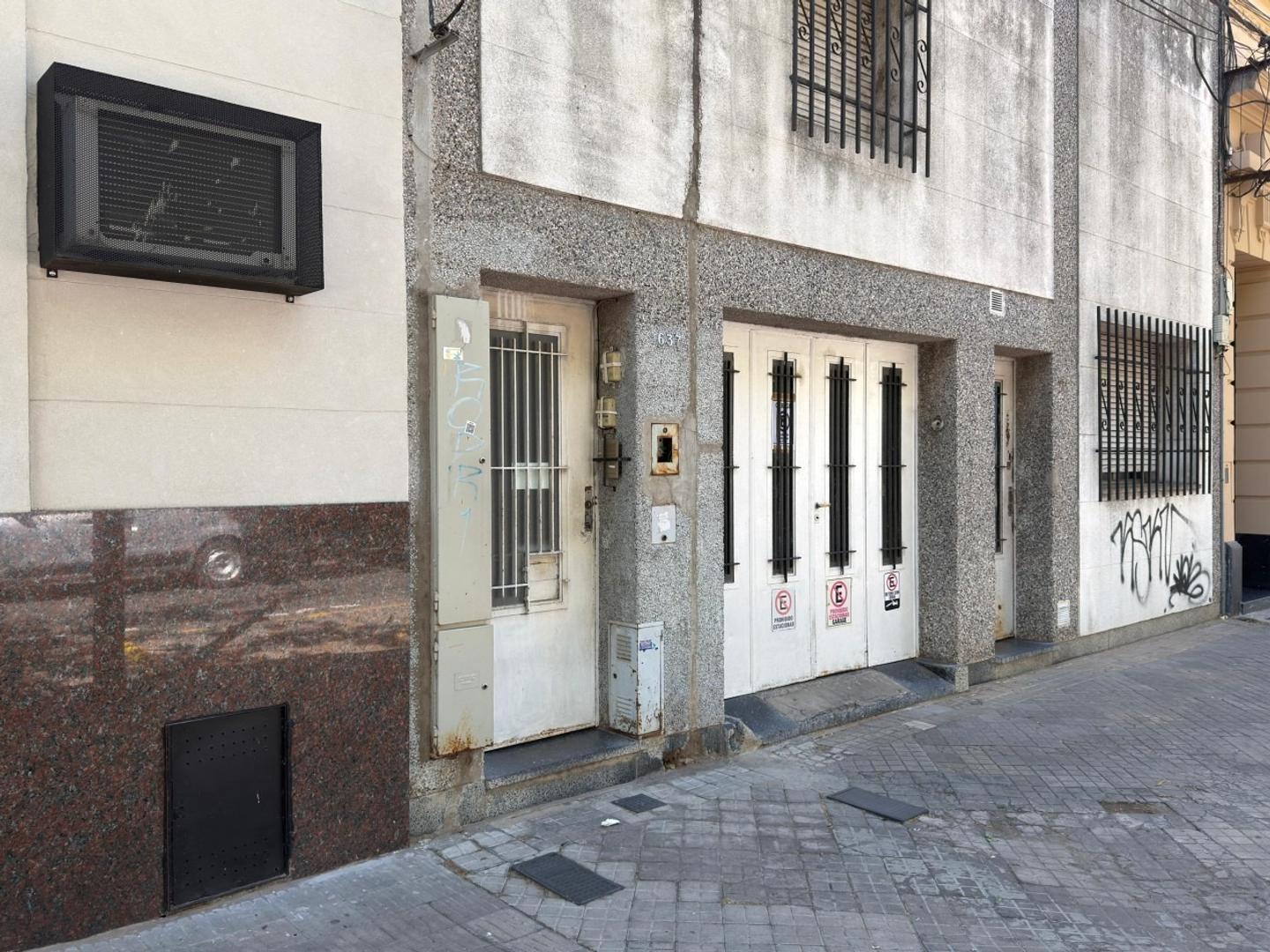 Callao 600, Departamento interno tipo duplex - 1 dormitorio