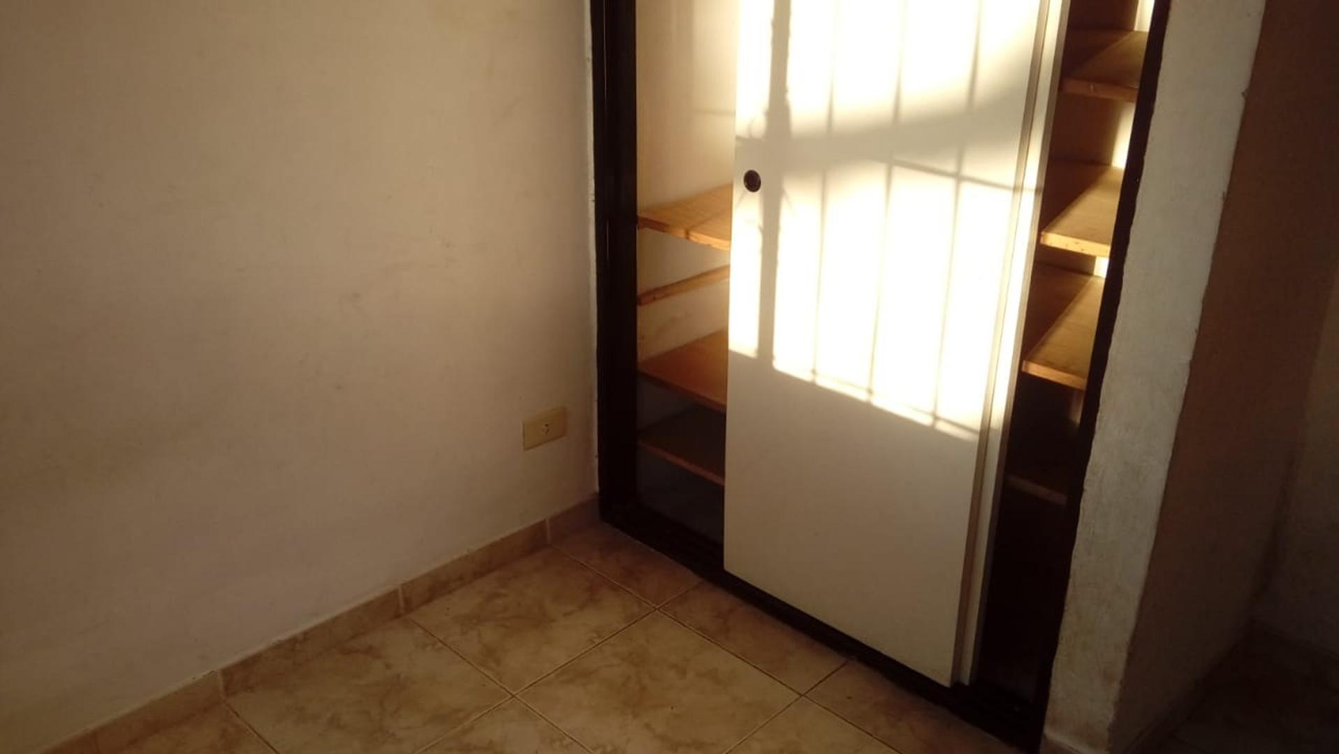 Depto Tipo Casa en Alquiler de 2 dormitorios