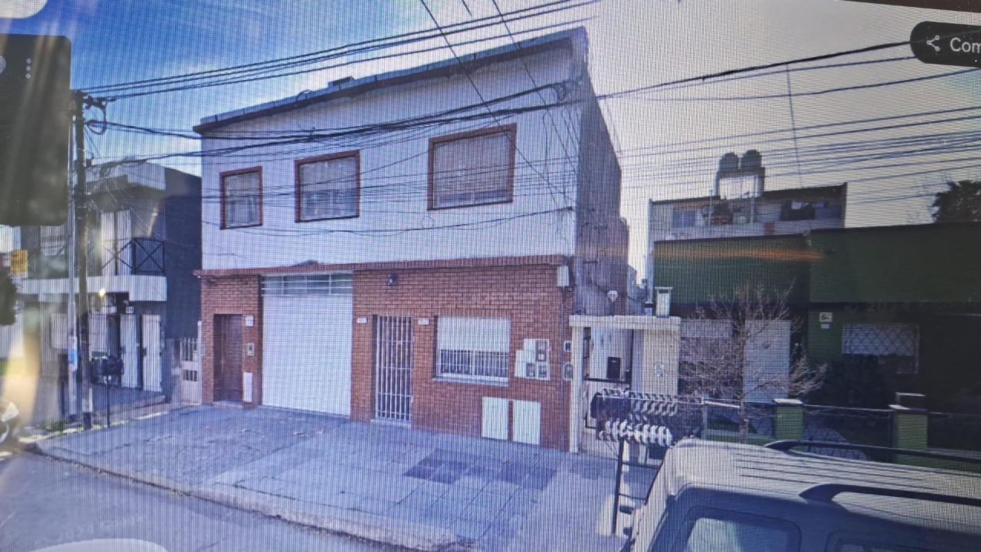 Depto Tipo Casa en Venta de 5 dormitorios