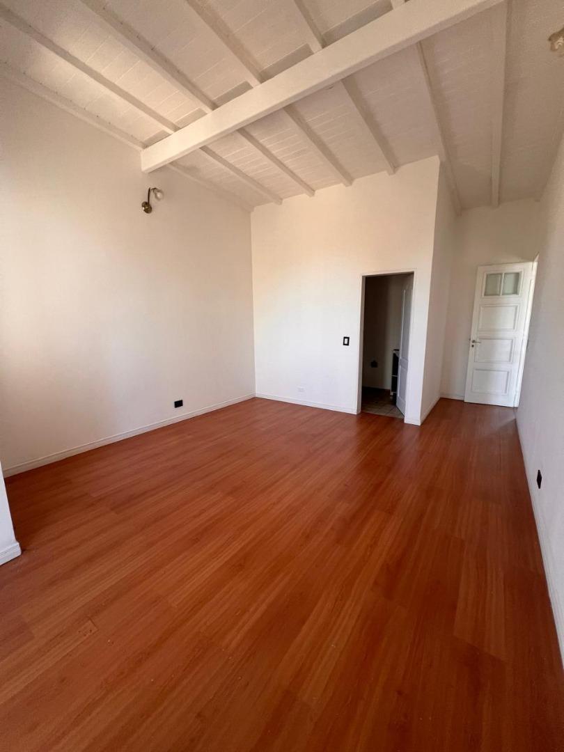 VENTA DE CASA, ESTILO FRANCES, POLVORINES