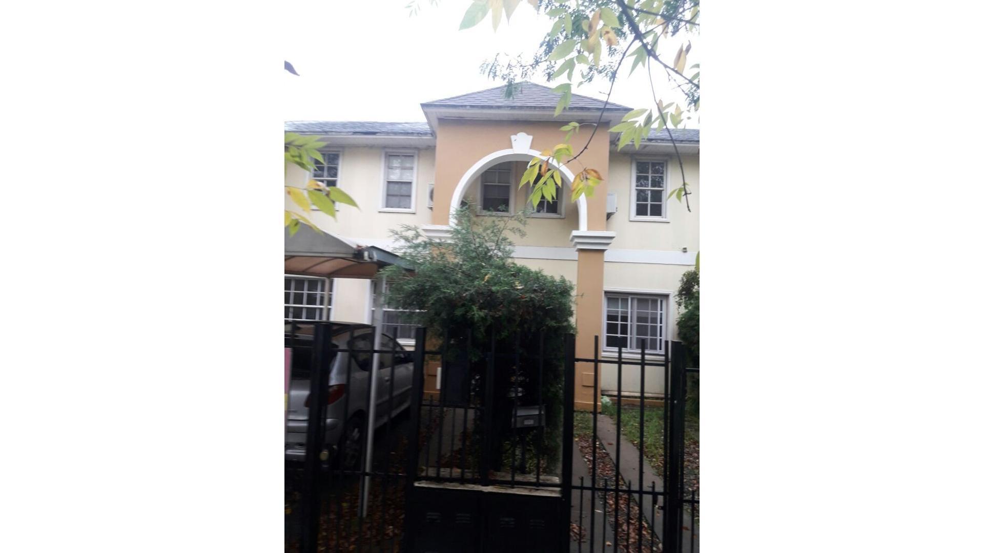 Venta de Duplex en Moreno, Apto Crédito Hipotecario Barrio C