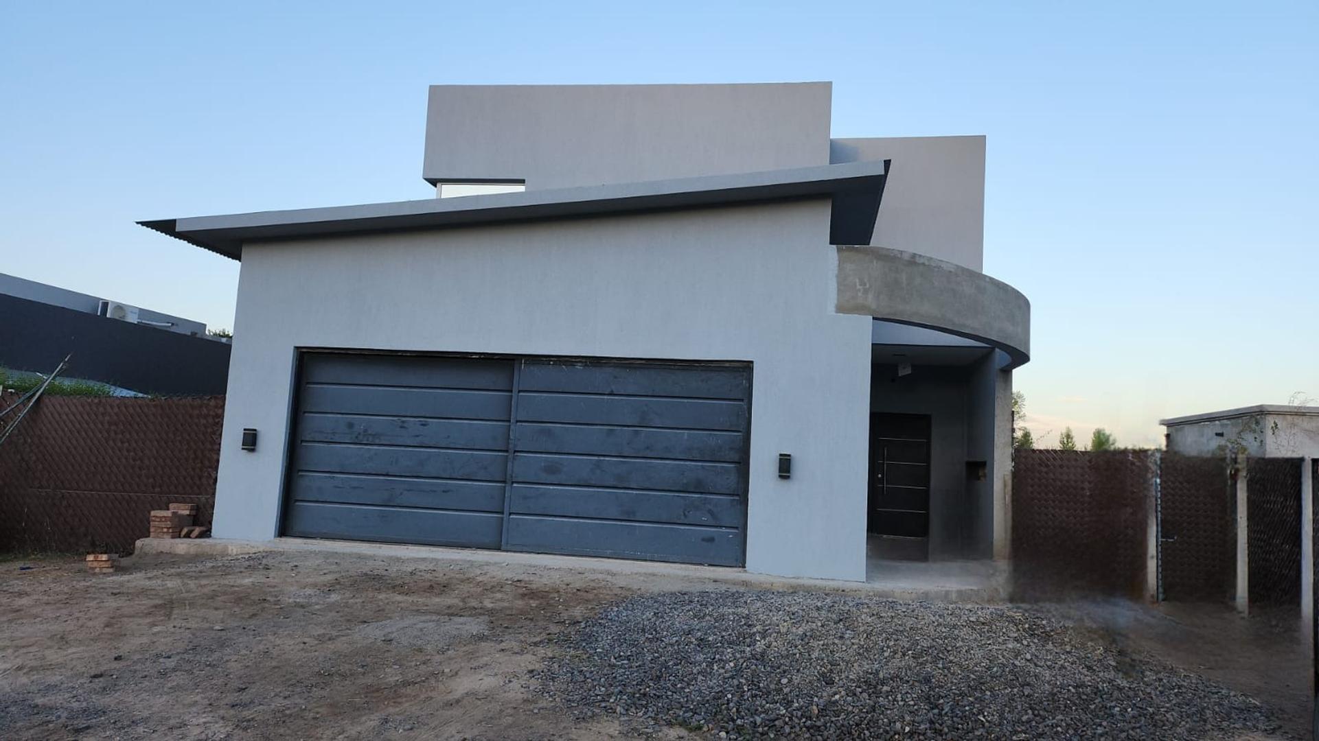 VENTA CASA B° 5 SOLES CINCO SALTOS