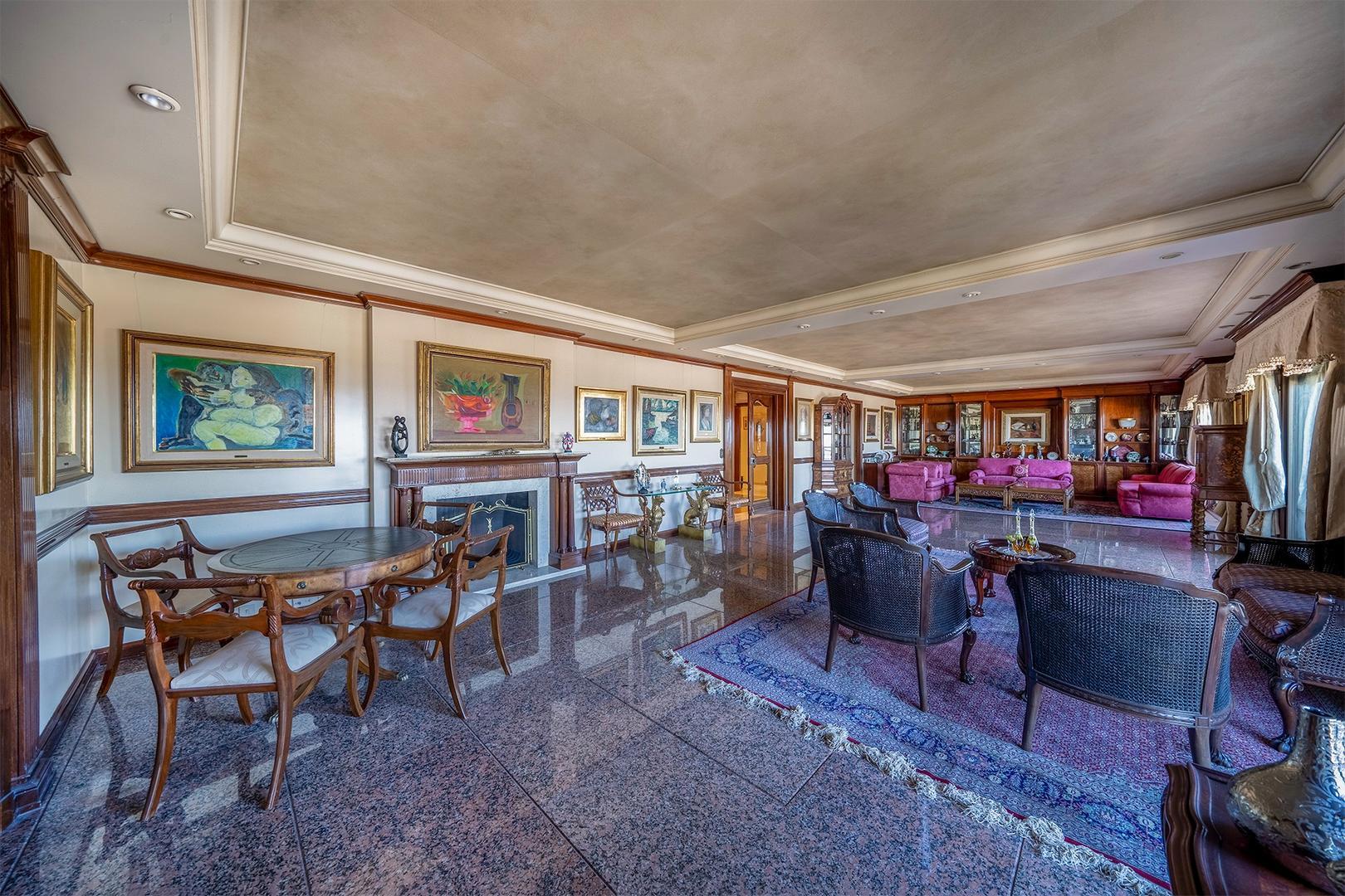 Departamento en Venta de 4 dormitorios