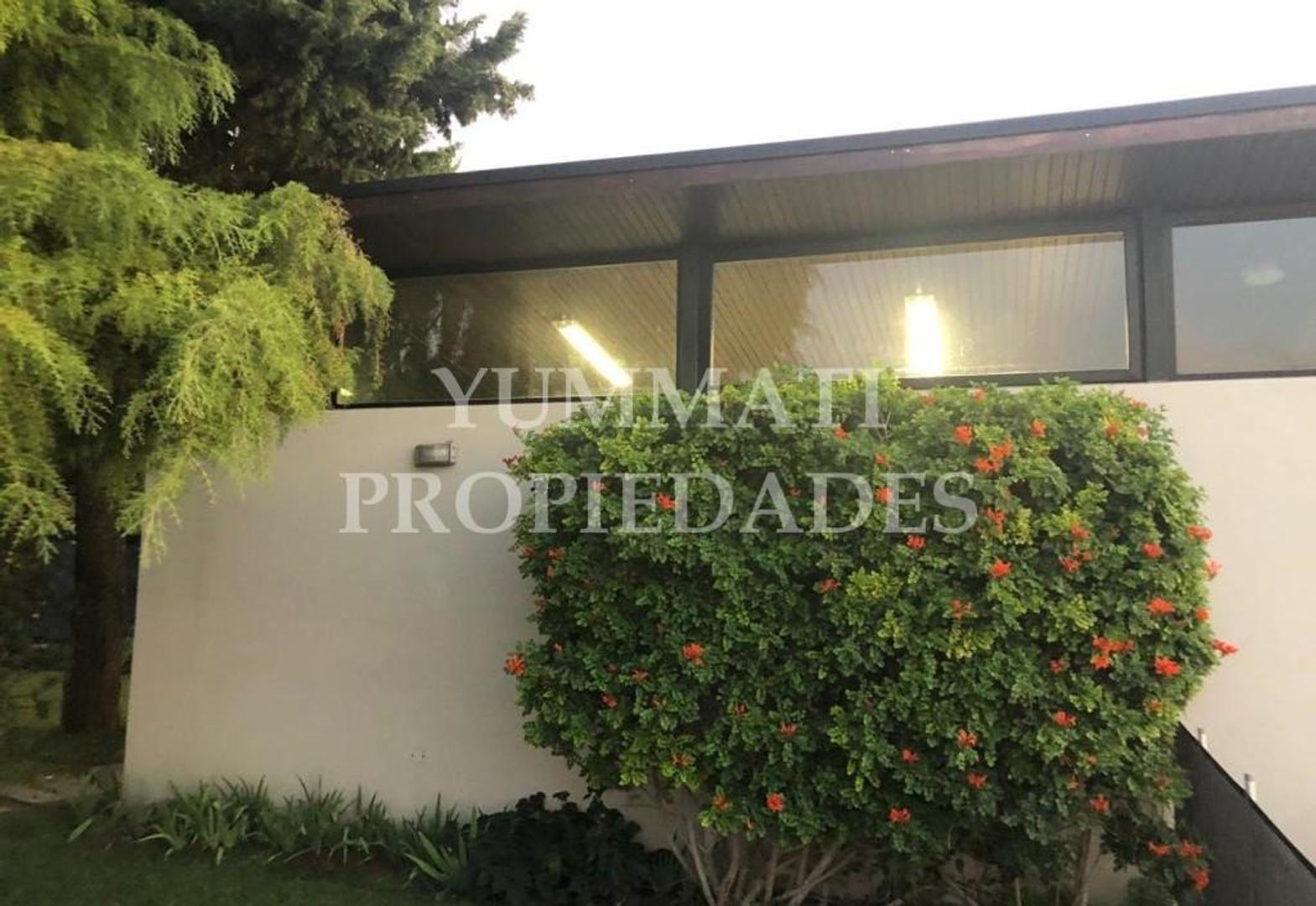 ALQUILER CASA EN PLAYA MANSA - ARROYO SECO