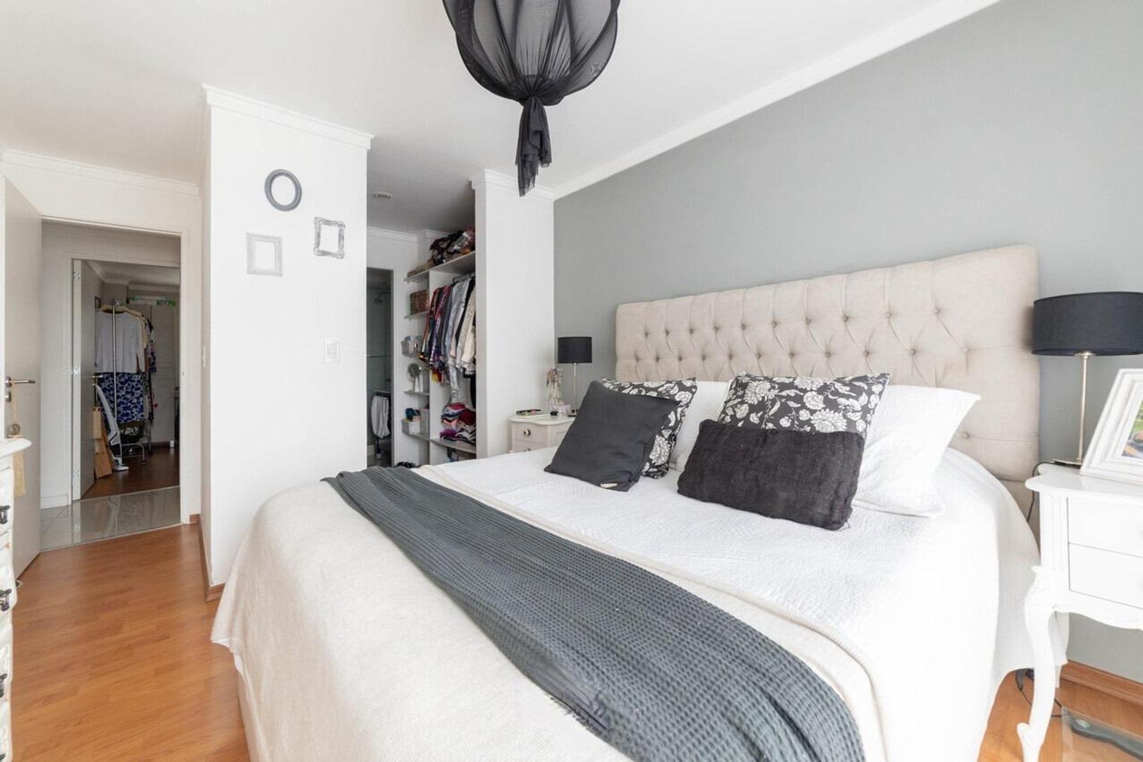 Departamento 4 amb c/ cochera Zona Chauvin