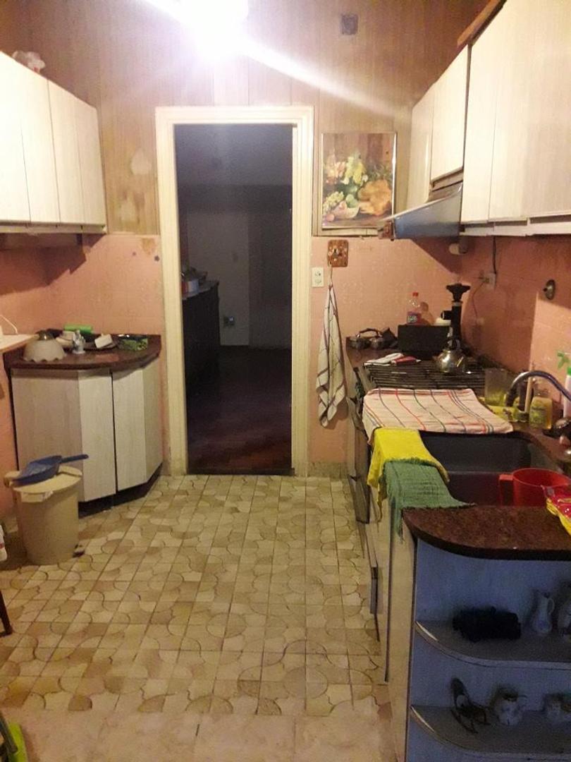 CASA SOBRE LOTE DE 11 X 22 3 AMBIENTES AMPLIOS