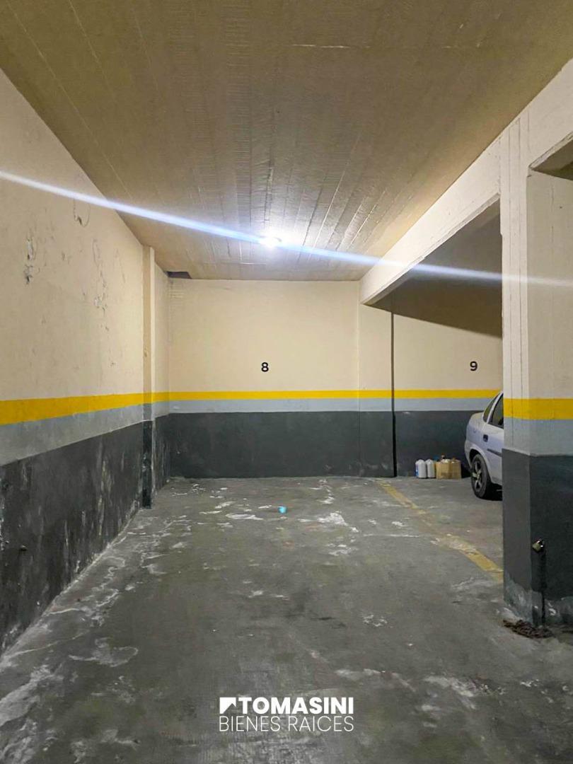 COCHERA EN VENTA DE 17 METROS