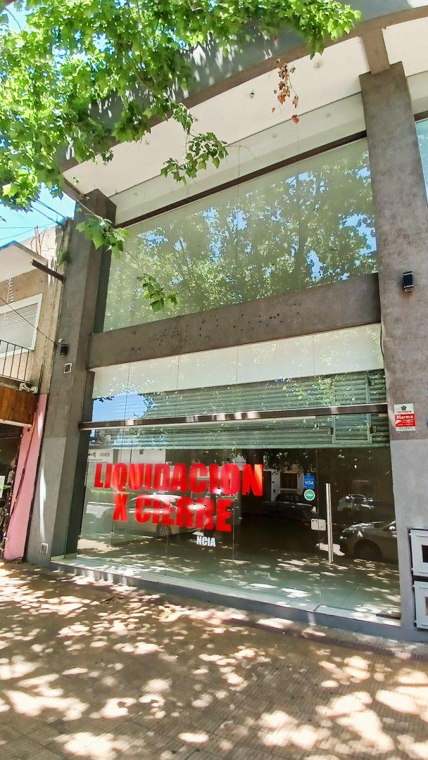 Local comercial 2 niveles  - Zona Diagonal 74 y 46