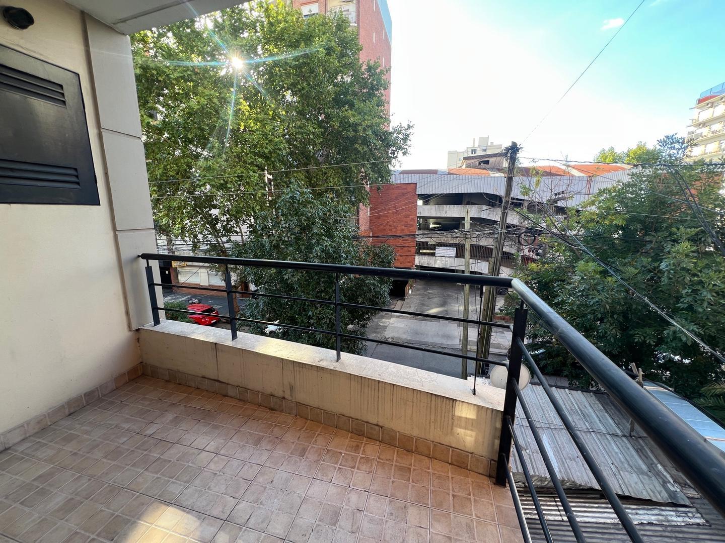 Departamento en Alquiler en Lanus, $ 650.000