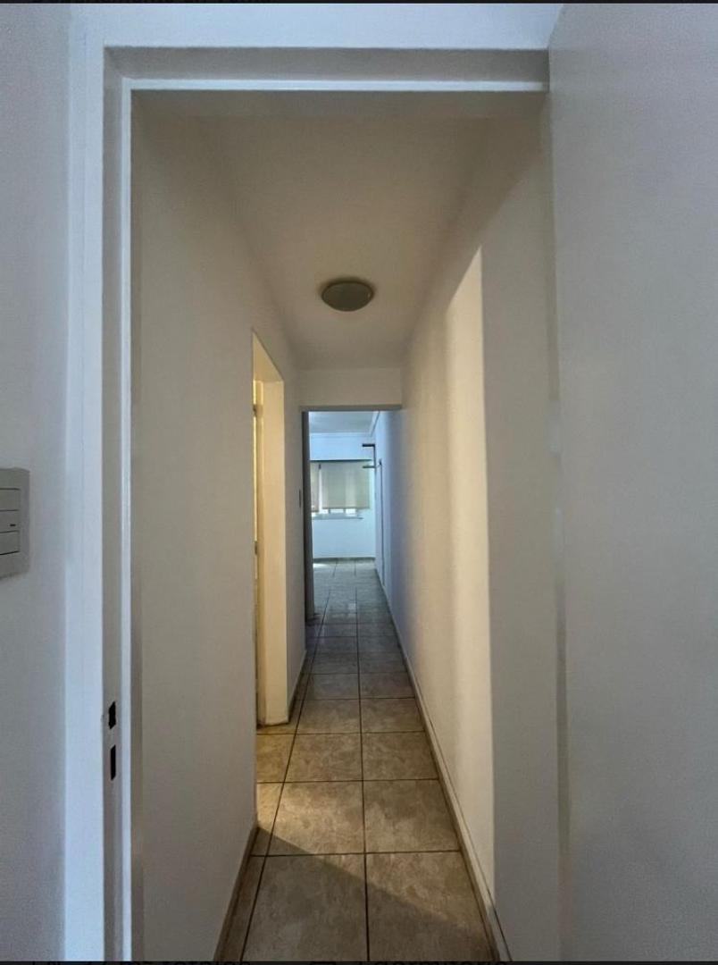 Casa 2 ambientes con 1 baño