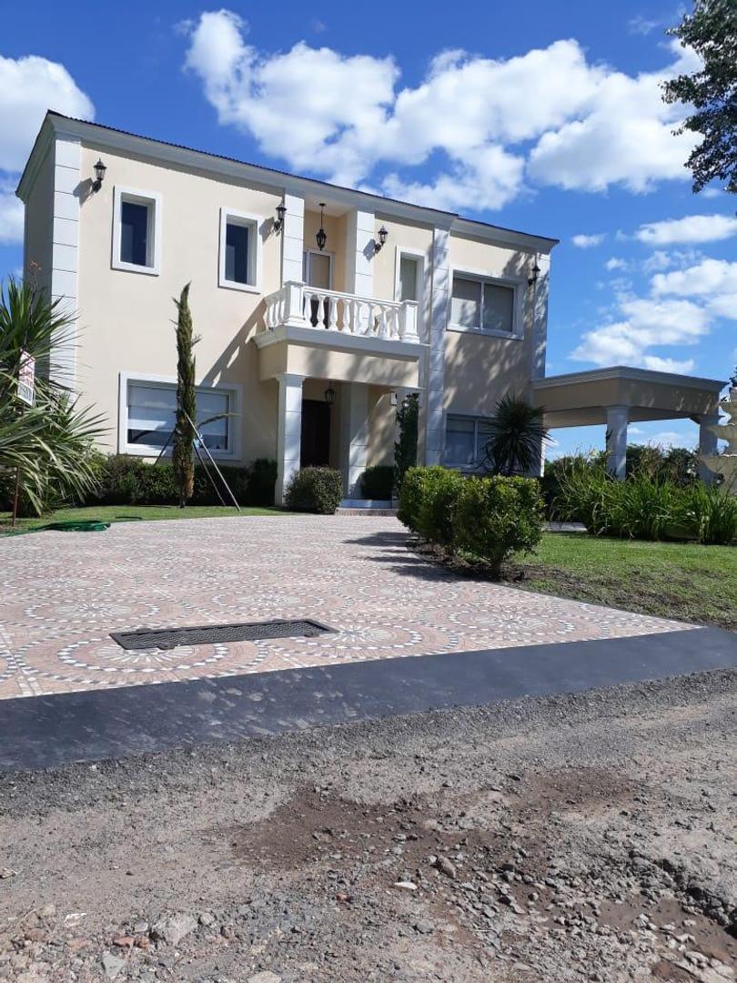 Casa en Venta de 3 dormitorios