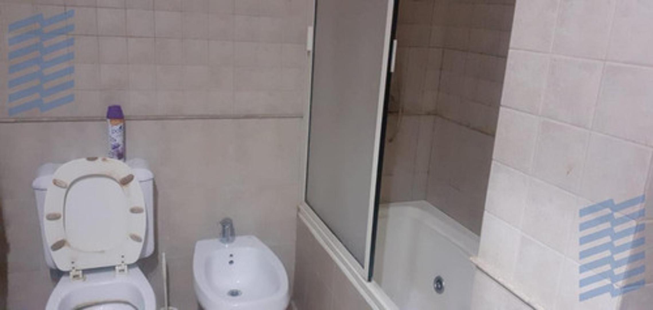 Casa 4 ambientes con 3 baños