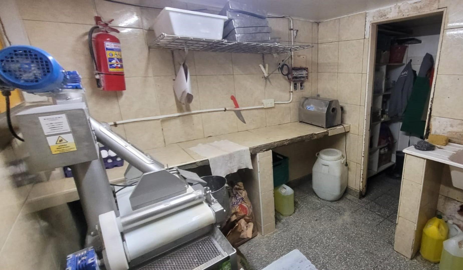 Local en Venta 50 años