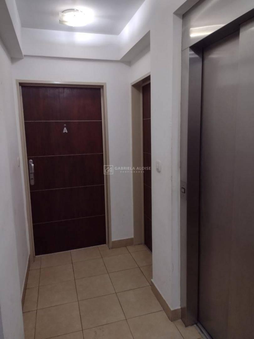Departamento en Alquiler en Caseros, $ 600.000