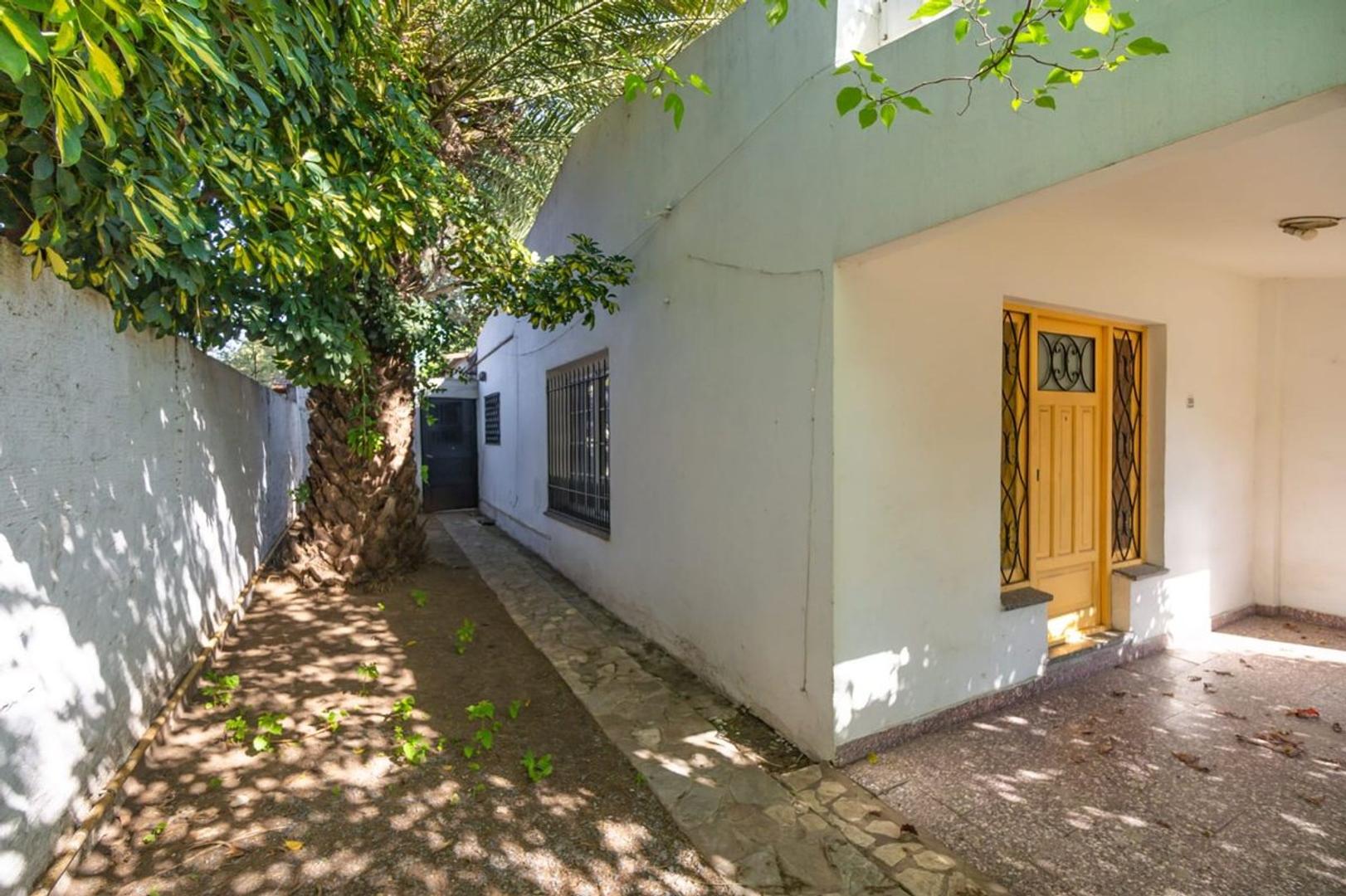 Venta Galpon comercialcon vivienda Lomas de Zamora