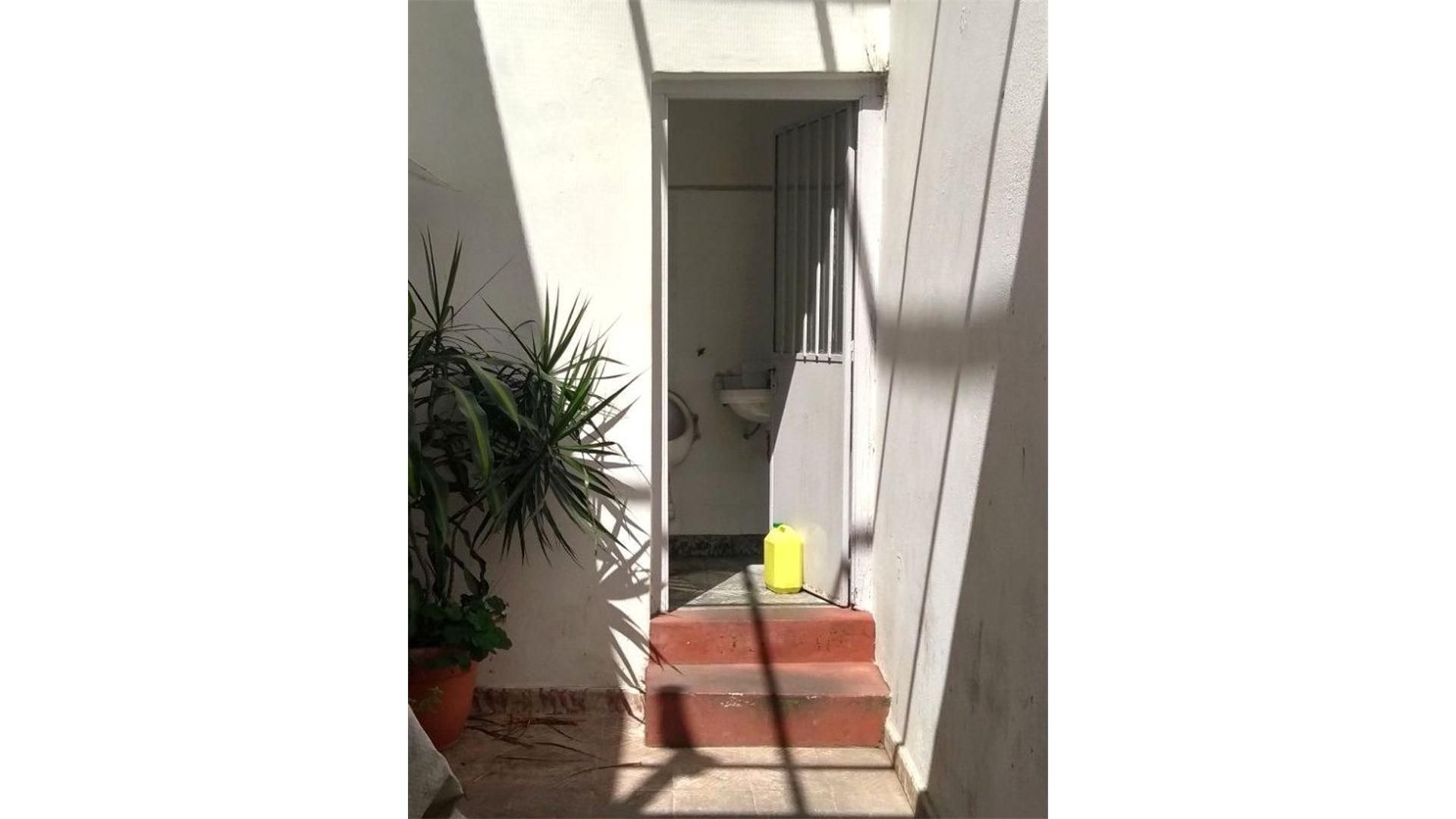 Galpon en Venta en Crucesita, USD 129.000