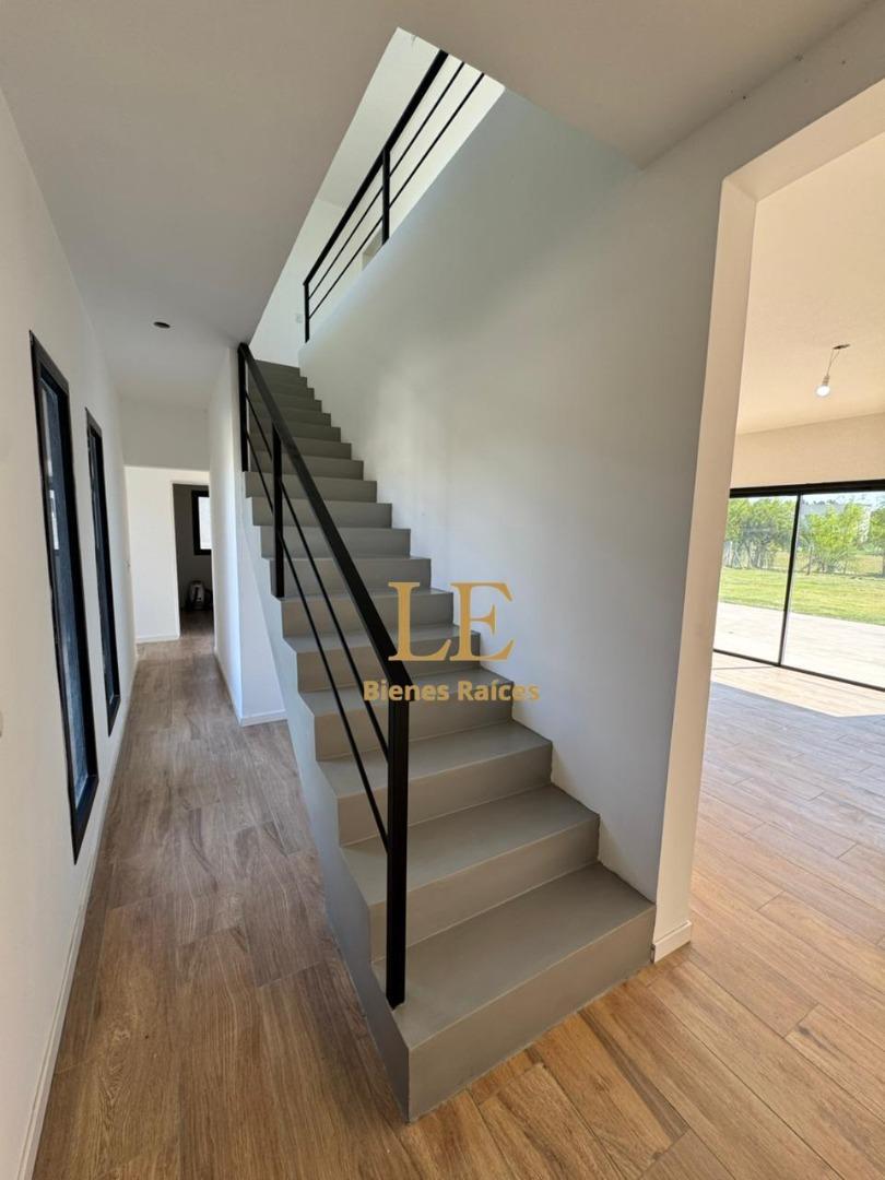 Casa en Venta al Oeste