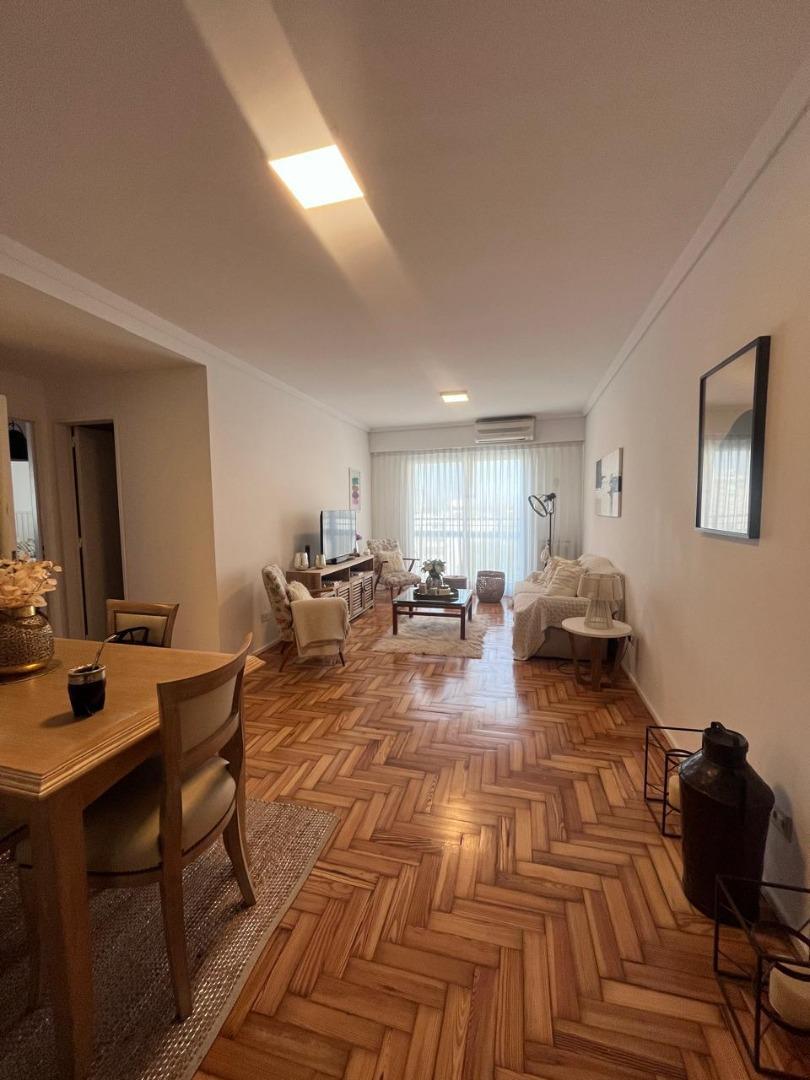 Departamento 4 ambientes con 2 baños