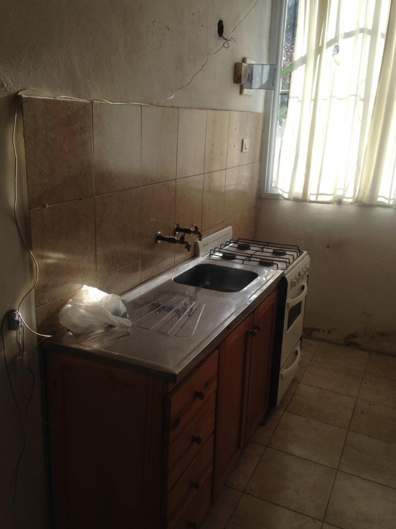 Dúplex c/frente con patio sin expensas - SIN MASCOTAS-