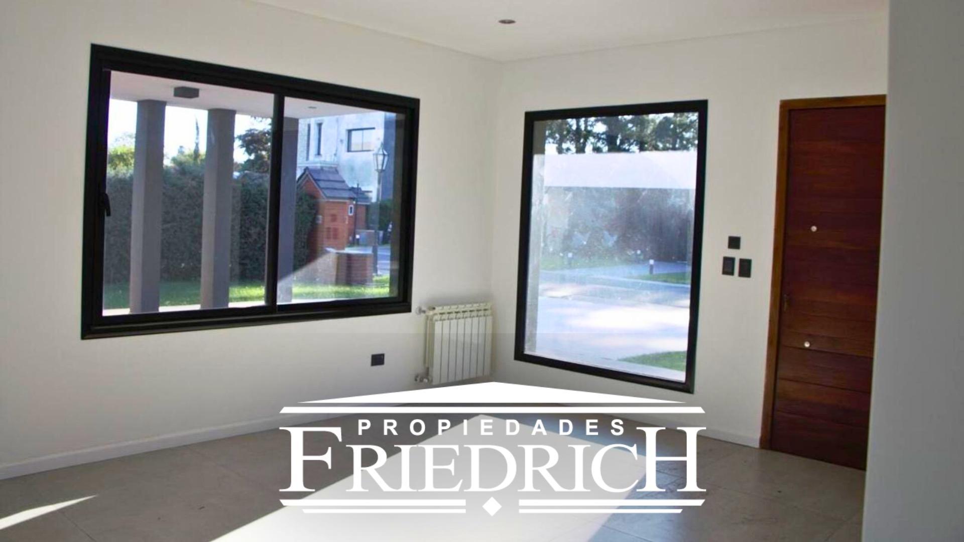 Casa en Alquiler en Barrio Privado Astorga, USD 2.200