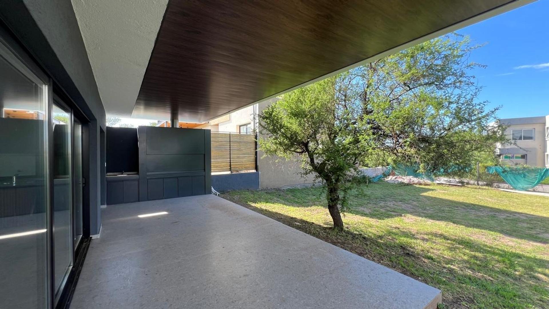 Casa a estrenar Country Canitas Malagueno