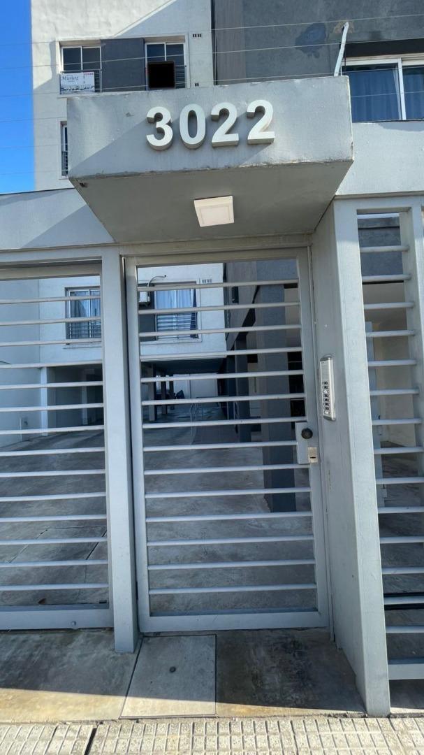 Av. Pres. Peron ( Ex Gaona ) 3022 , Piso 4