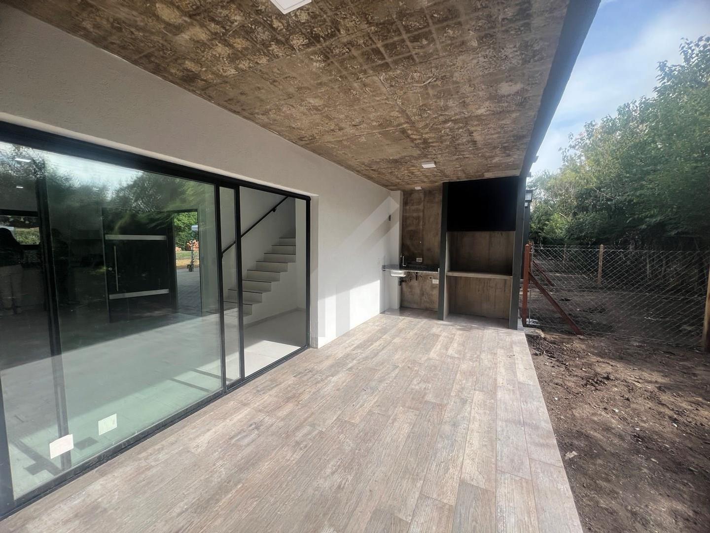 Casa Dúplex  en Venta en Tortuguitas, Malvinas Argentinas, G.B.A. Zona Norte