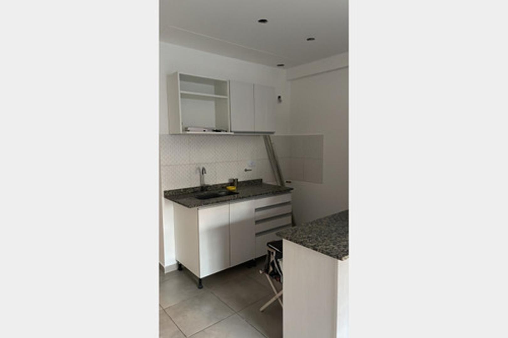 Gonzalez Castillo 70