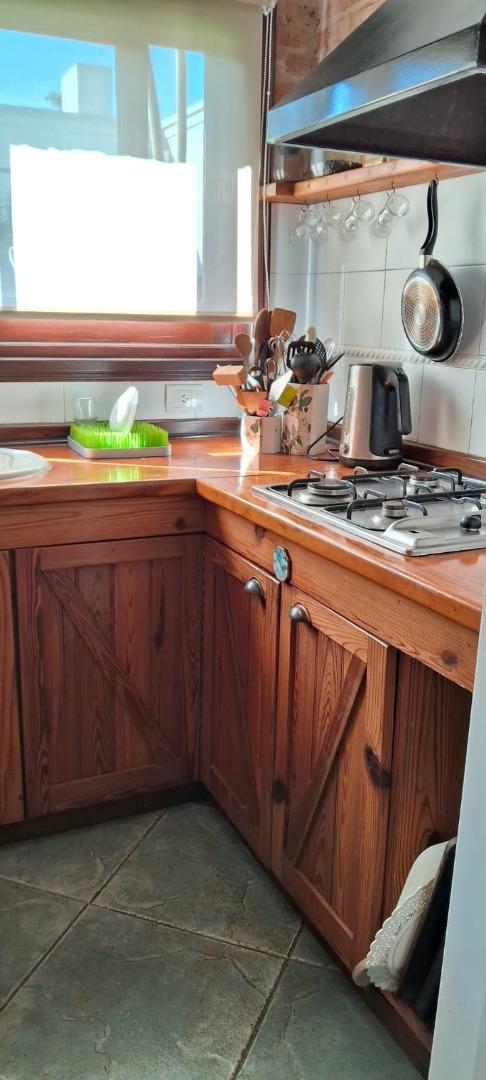 VENTA CASA CUATRO AMBIENTES EN MUÑIZ- EN BARRIO CERRADO