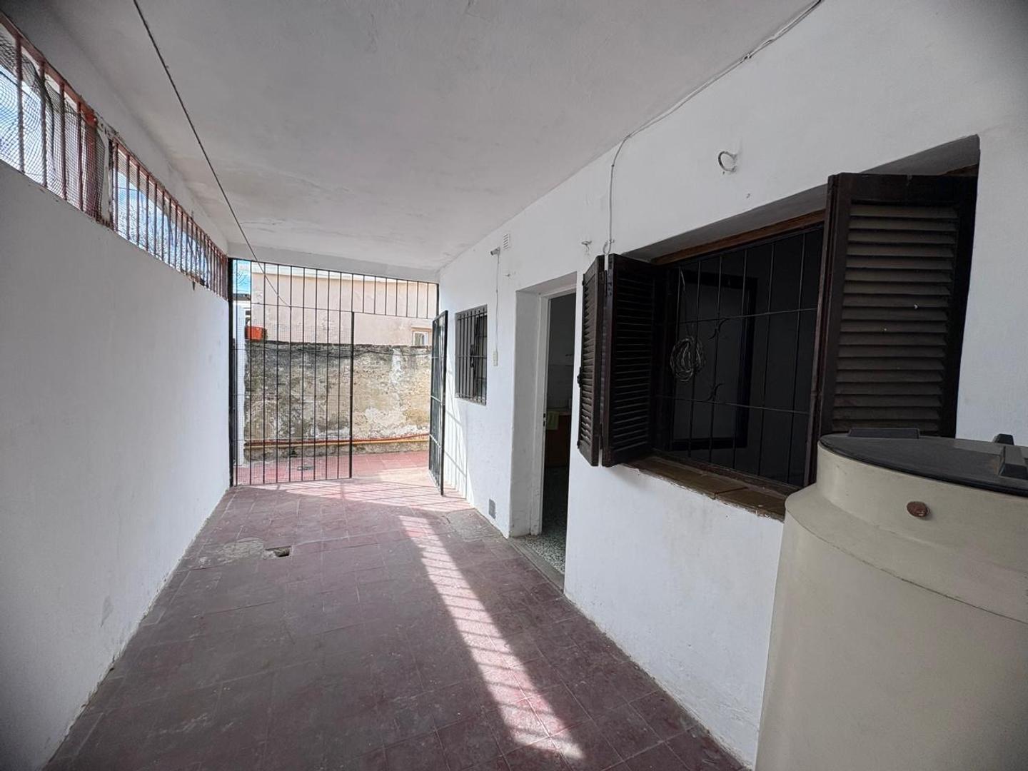 CASA TIPO PH EN VENTA ZARATE