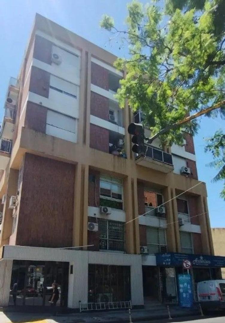 DEPARTAMENTO 4 AMBIENTES MORON