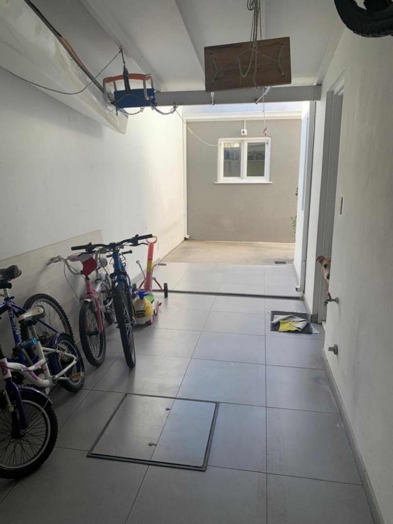 CASA EN VENTA 5 AMBIENTES CHAVIN MAR DEL PLATA