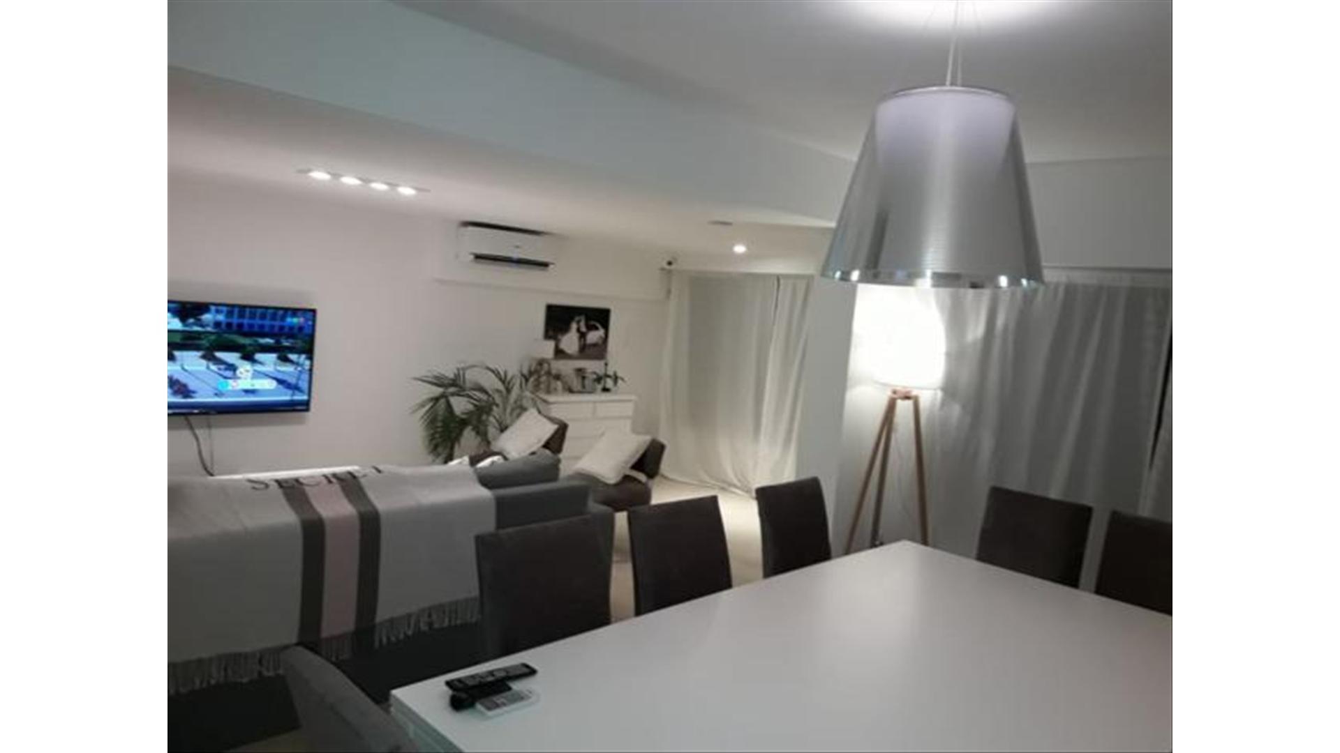 Isabel La Catolica 2231