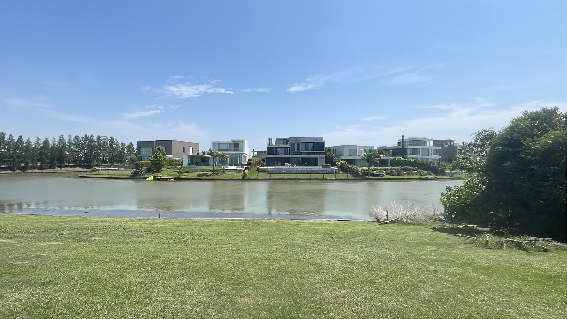 Terreno en Venta de 996,0 m2