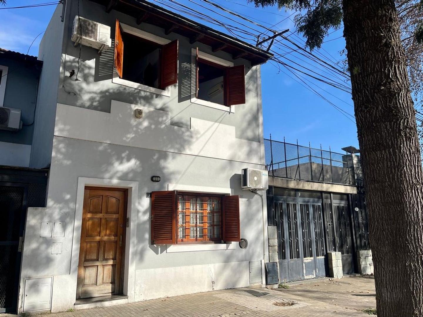 SE VENDE CASA 3 DORMITORIOS. APTO CREDITO