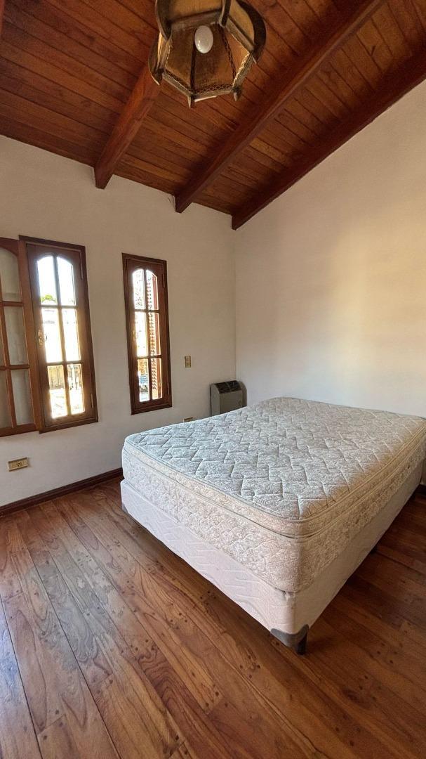 Casa 4 ambientes con 4 baños