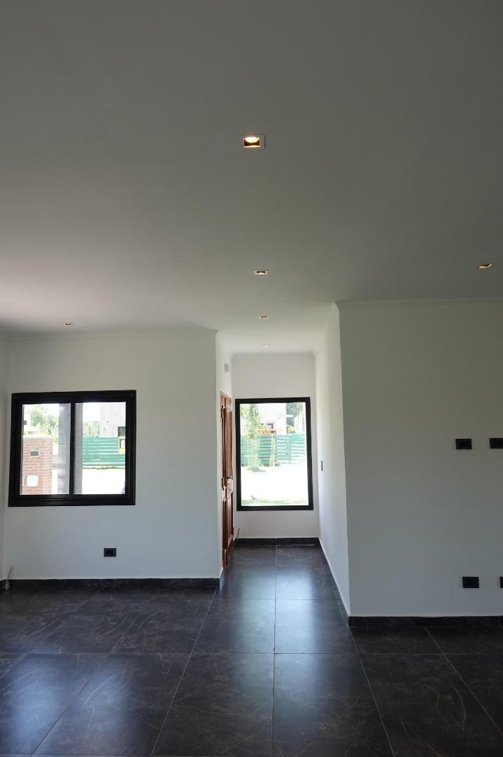 Casa en venta a estrenar, Barrio San Pablo, Pilar  342