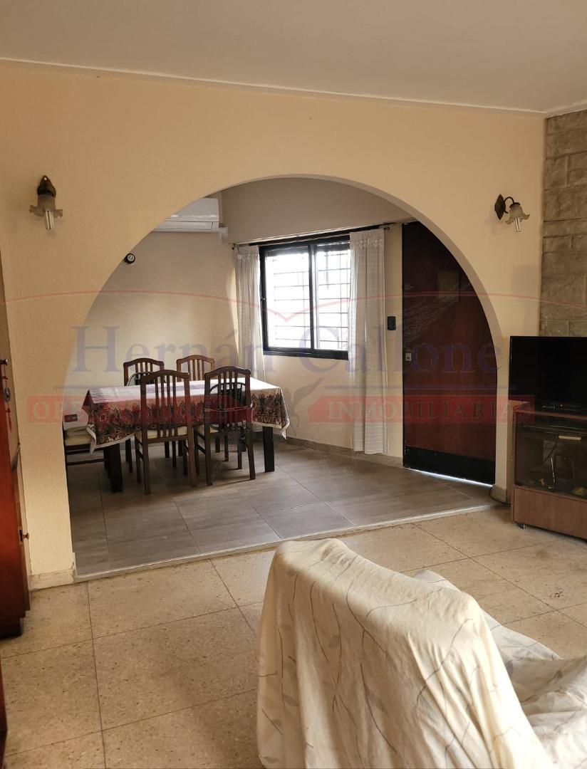 Depto Tipo Casa en Venta de 4 ambientes
