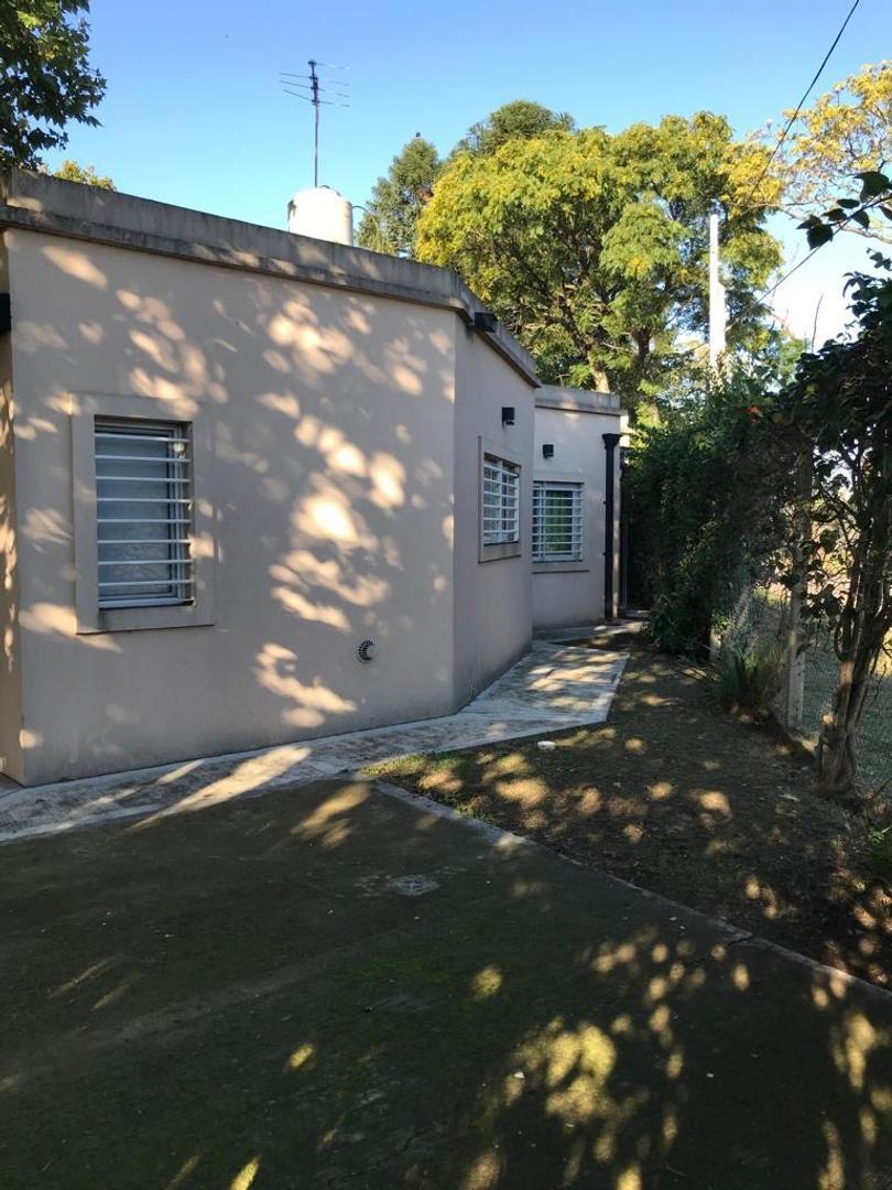 Casa en Venta en Rafael Calzada, USD 100.000