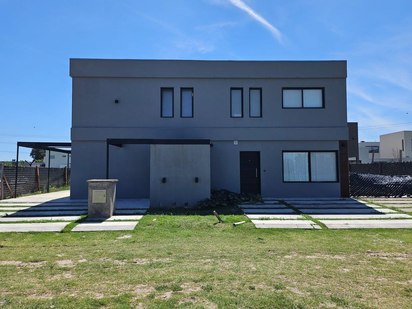 CASA EN VENTA EN  SPRING PARK