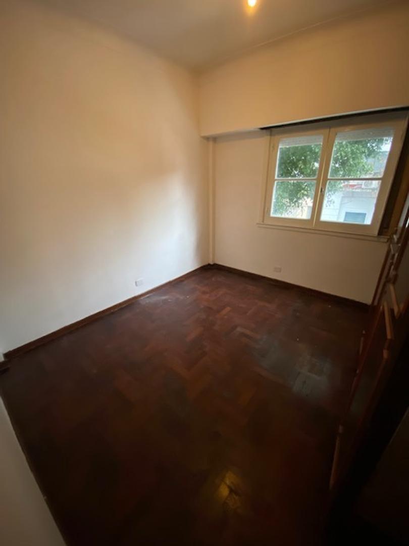 Camargo 1212 , Piso 1