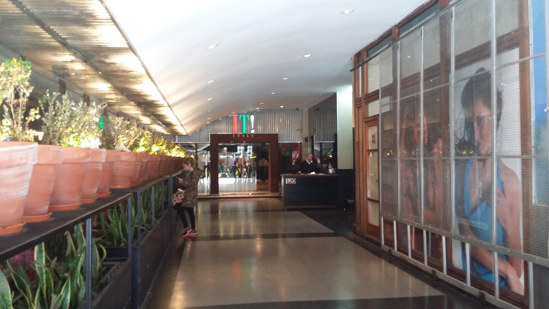 Centro Oficina Av General Paz 100 (alquil.estudio jurídico)