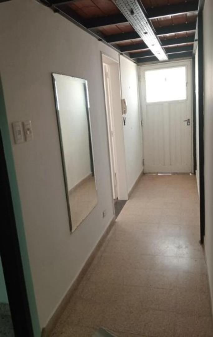 Depto Tipo Casa en Venta 56 años