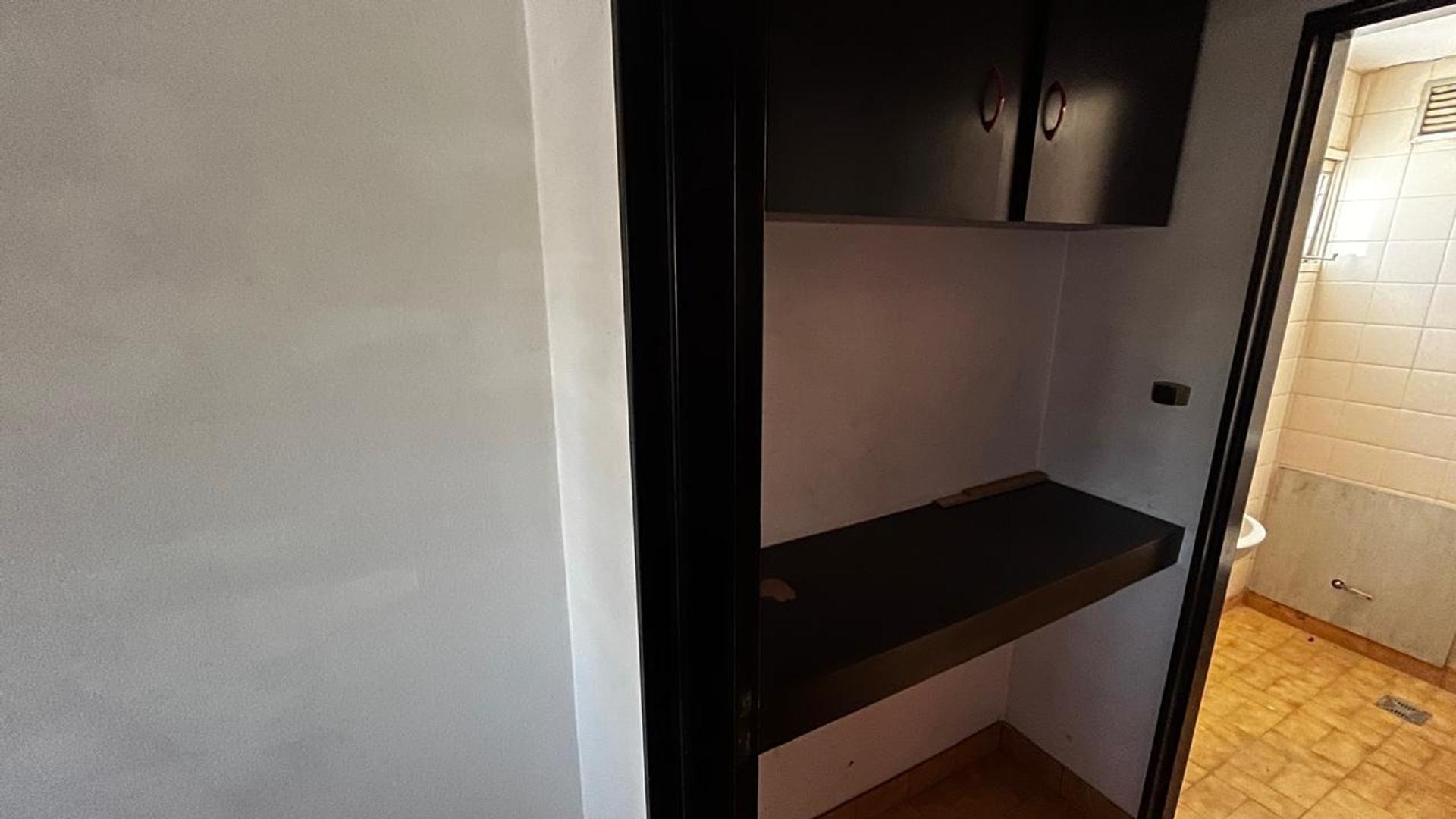 OFICINA EN ALQUILER - AV. ROCCA 189