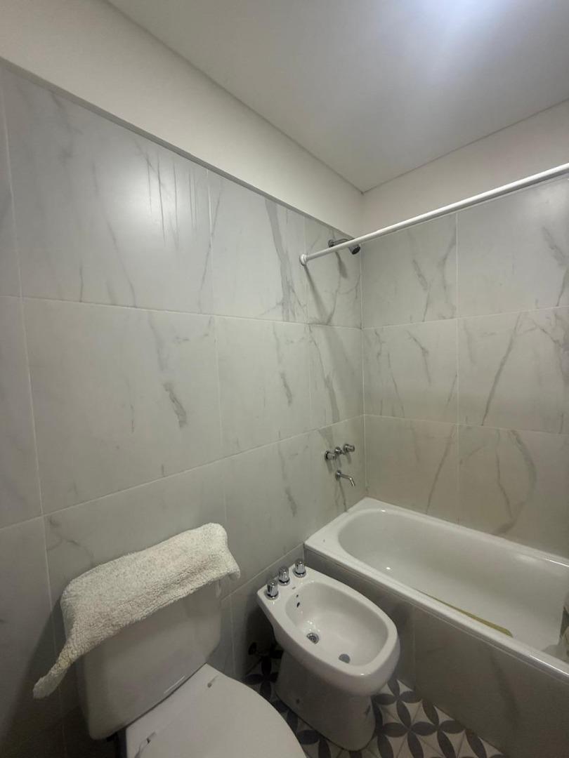 Departamento 2 ambientes con 2 baños
